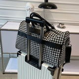 Travel Duffle Bag Large Capacity Women Fitness Sports Bag Dry and Wet Luxury Hand Luggage Bag Female Designer Weekend Bag Travel