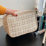 Chic Fashion Portable Large Capacity Cylinder Cosmetic Bag Travel Storage Makeup Case Cosmetic Bags for Women